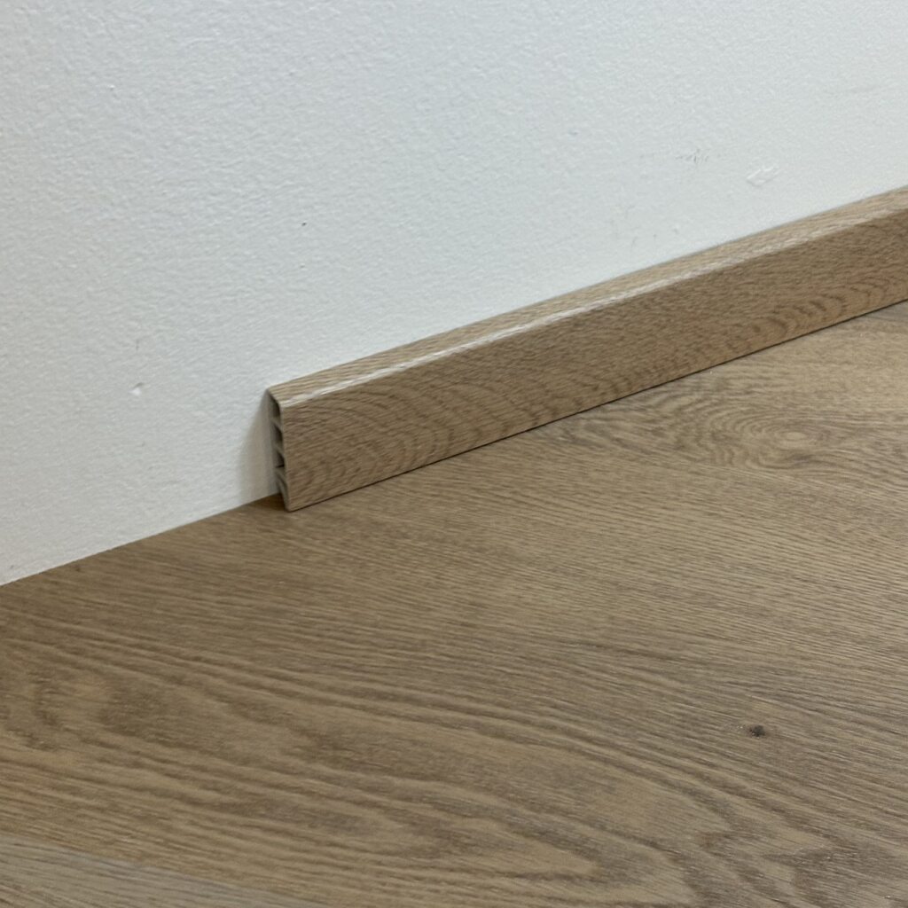 Soklová lišta SPC RIGID Whistler 2m