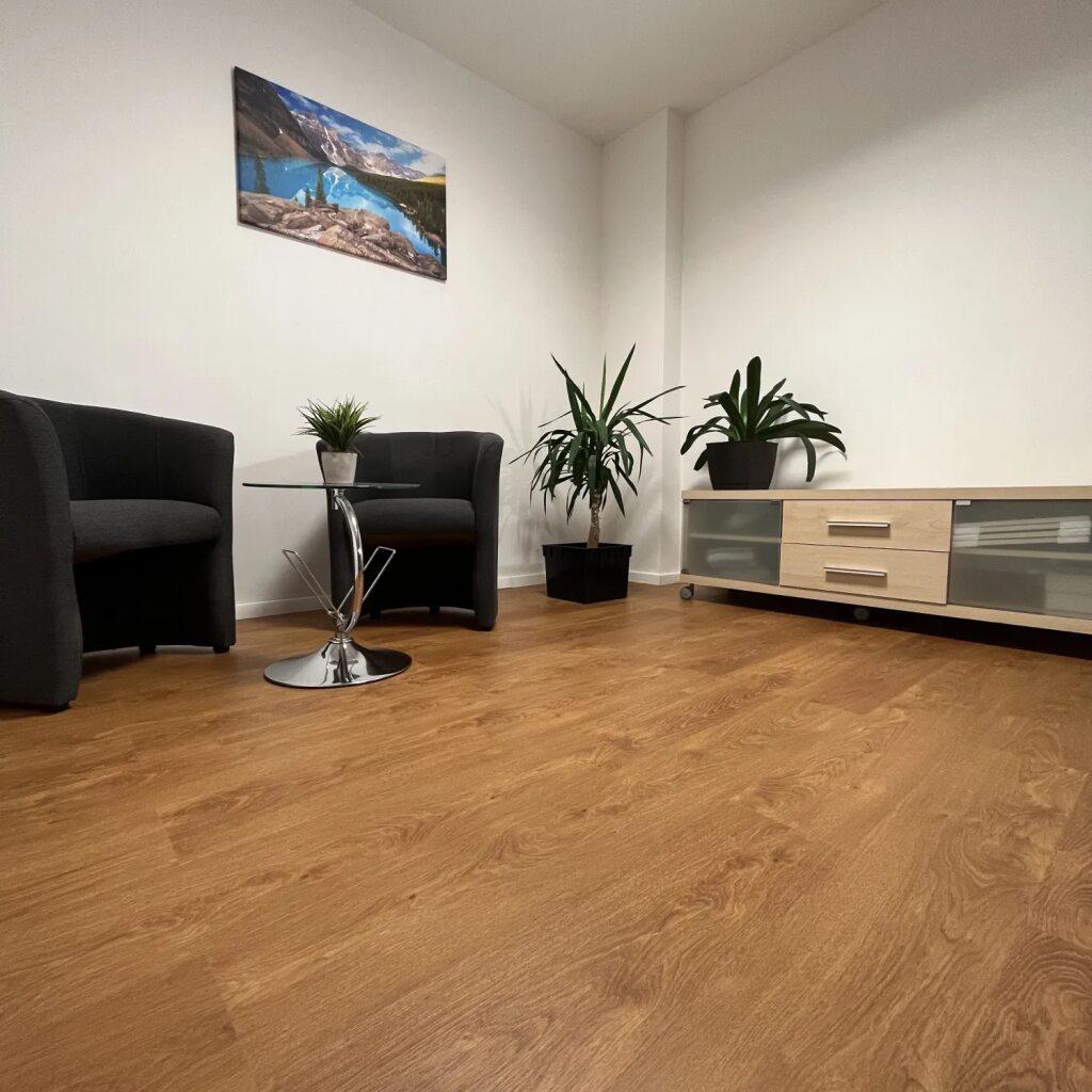 Canadian Design vinyl SPC RIGID podlaha 5/0,3 mm s podložkou EDMONTON BS11 123x18 cm (1,77m2)