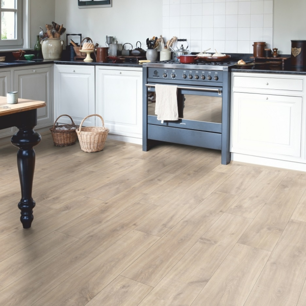 Quick step Classic CLM1656 Dub Havana s řezy po pile
